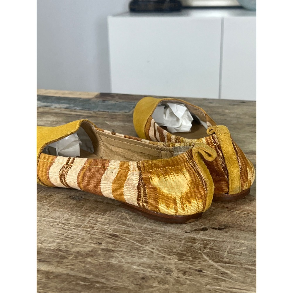 Laligo Bettie Mustard Yellow Suede Ikat Textile Ballet Flats Womens Size 9M - Picture 6 of 9